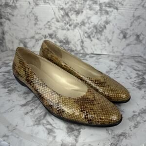 Salvatore Ferragamo Snakeskin Print Leather Ballet Flat Size 10.5 Beige Brown